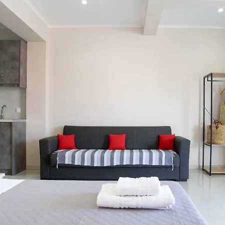 Levanda Luxury Apartment *